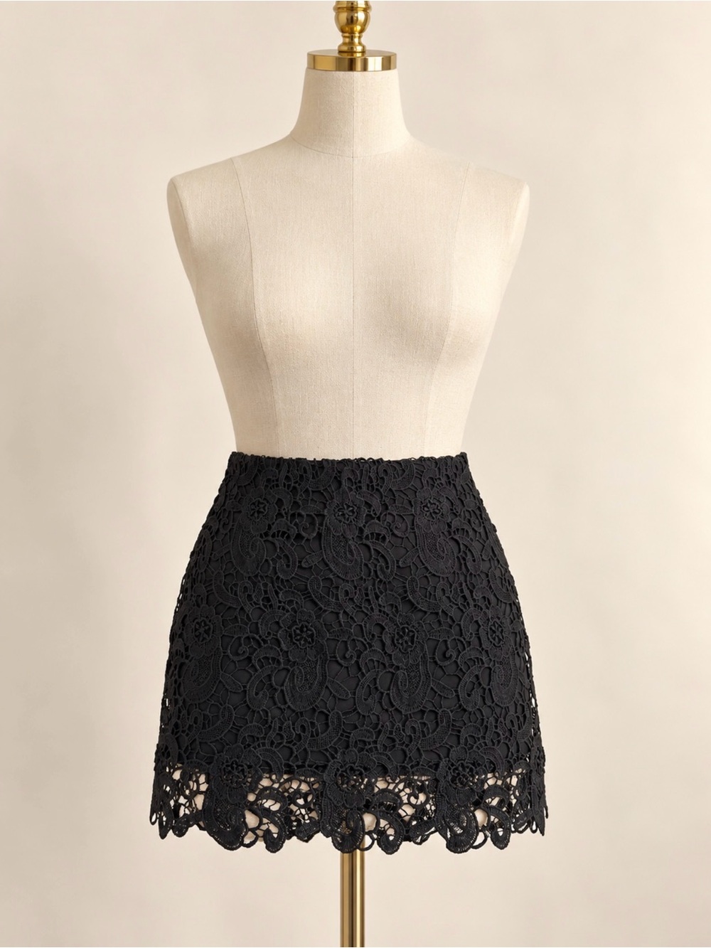 Black Floral Lace Embroidered Mini Skirt - S